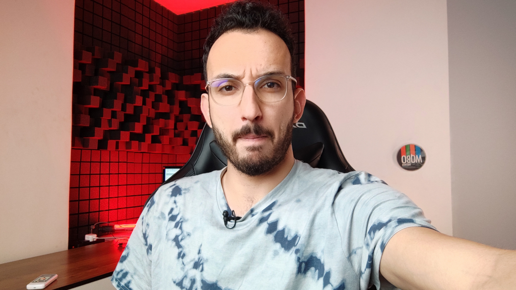 نمونه عکس سلفی فضای بسته Xiaomi 11 Lite 5G NE