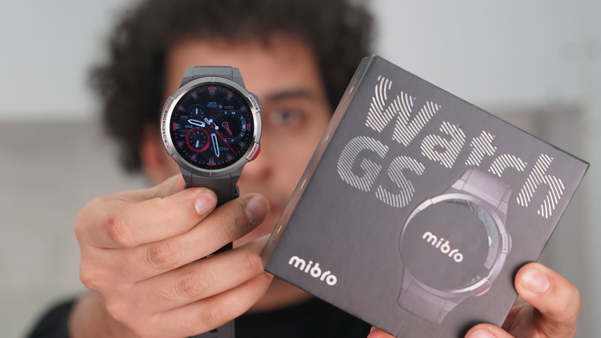 بررسی ساعت ورزشی هوشمند Mibro GS | موبونیوز